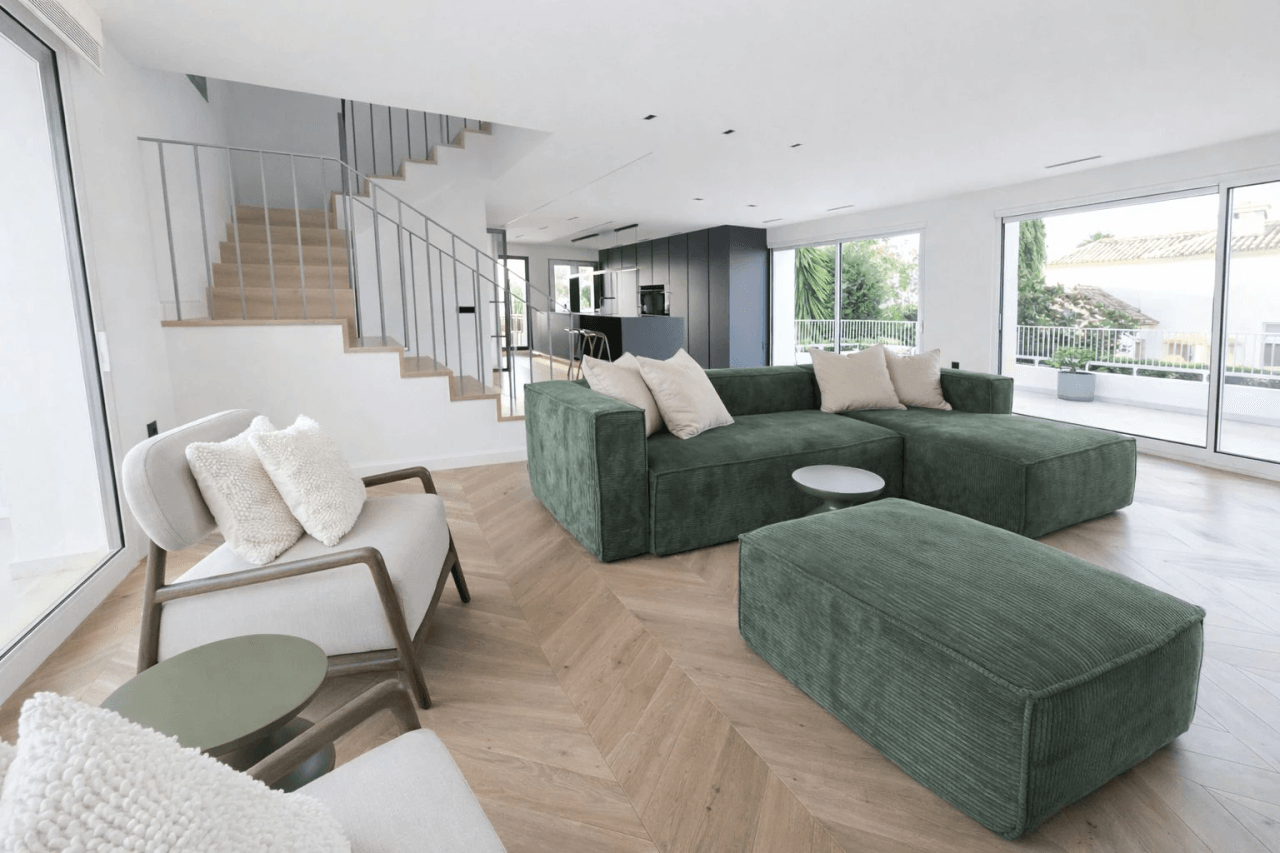 Luxury 3-Bedroom Duplex with Sea Views in Río Real, Marbella